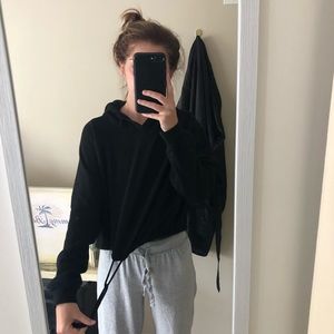 cropped hoodie